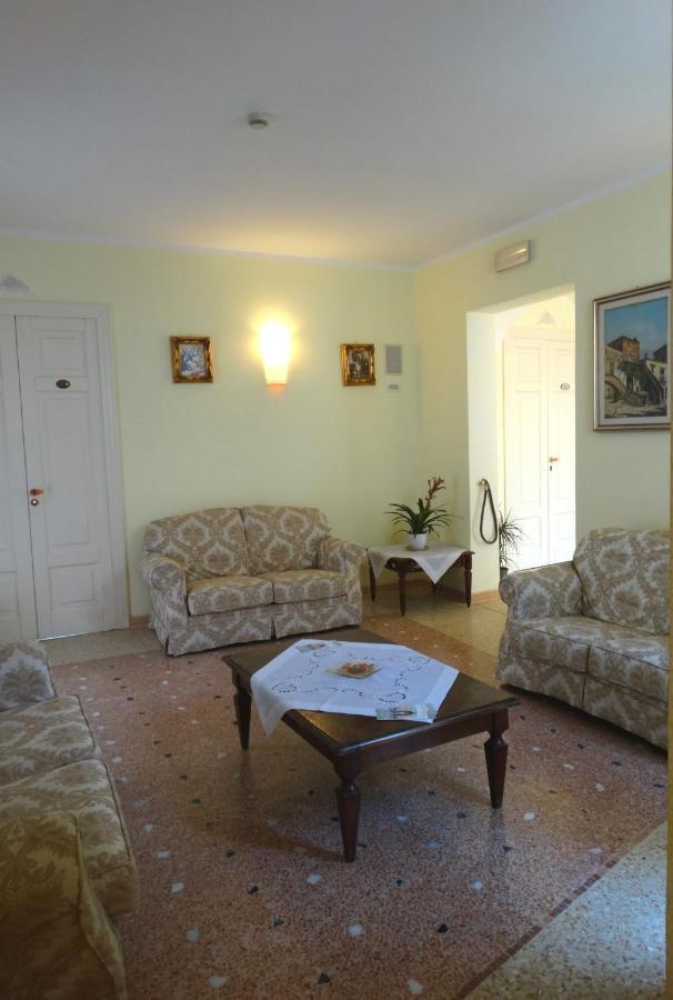 Hotel San Giuseppe Gerace Extérieur photo